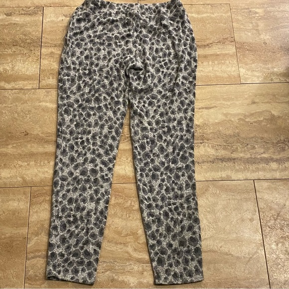 Soma Cool Nights XS Pajama Jogger BOTTOMS Pants Animal Leopard Print Gray Soft - Picture 2 of 8